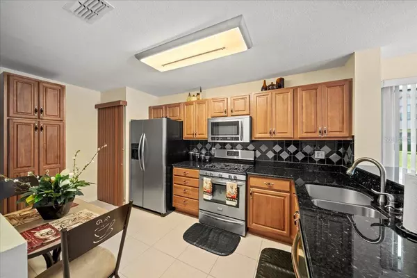 Winter Haven, FL 33884,1901 GARDEN LAKE DR #1901