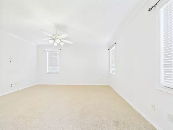 The Villages, FL 32162,375 SIMPSON ST