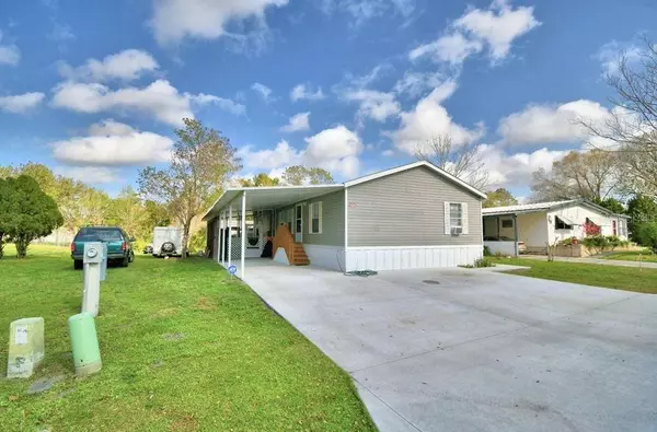 5244 GOLDEN GATE BLVD,  Polk City,  FL 33868