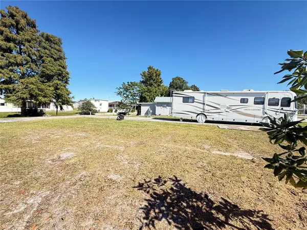 Polk City, FL 33868,5058 SHORE LINE DR