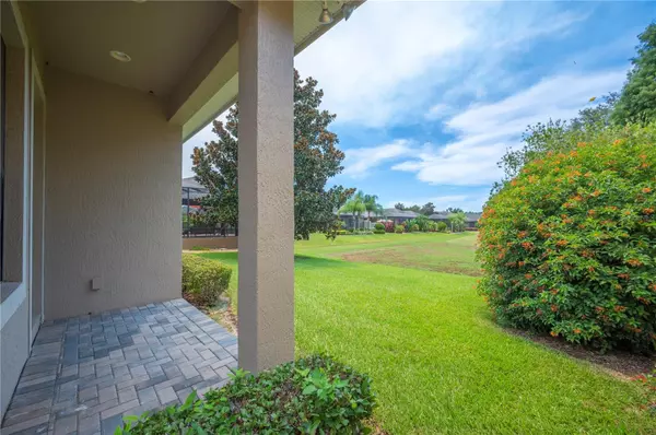 Lakeland, FL 33813,916 CHRISTINA CHASE LN