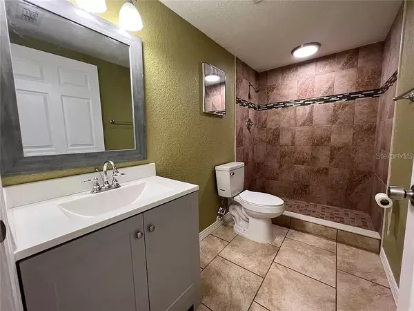 Winter Haven, FL 33880,2460 AVENUE E SW