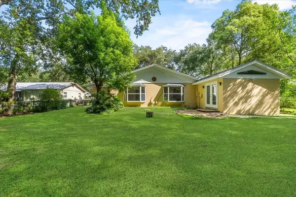 Lakeland, FL 33803,936 W QUEEN ST