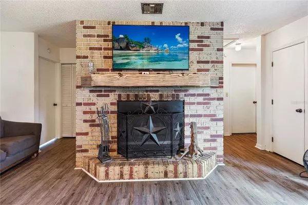 Winter Haven, FL 33880,105 LESLIE AVE