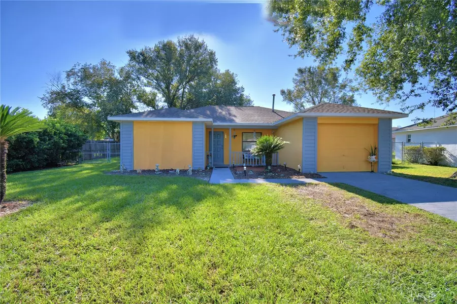 132 KINGS POND AVE, Winter Haven, FL 33880