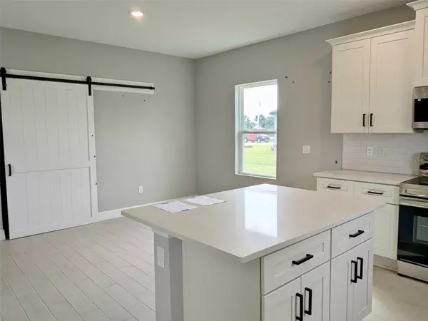 Sebring, FL 33872,6628 SUN N LAKE BLVD