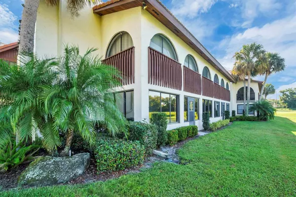 Lake Wales, FL 33898,10104 VILLAGE DR #4