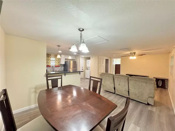 Auburndale, FL 33823,126 FLAMINGO DR #1/2