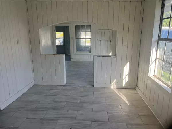 Winter Haven, FL 33880,112 3RD ELOISE ST