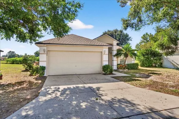 Winter Haven, FL 33880,3926 WARBLER DR