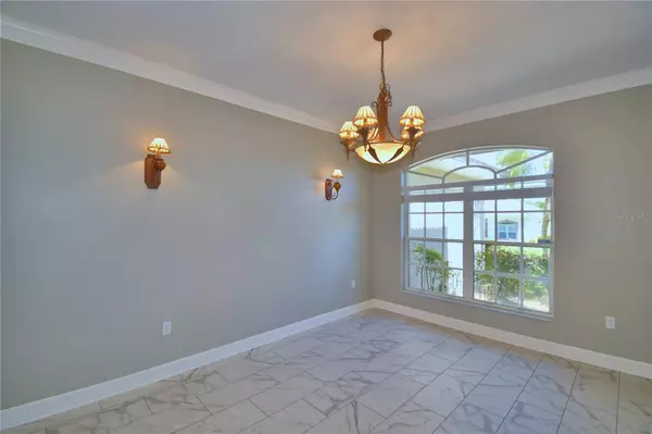 Winter Haven, FL 33884,239 GOLF AIRE BLVD