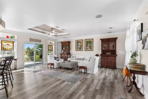 Polk City, FL 33868,2799 BAY LAKE RESORT RD