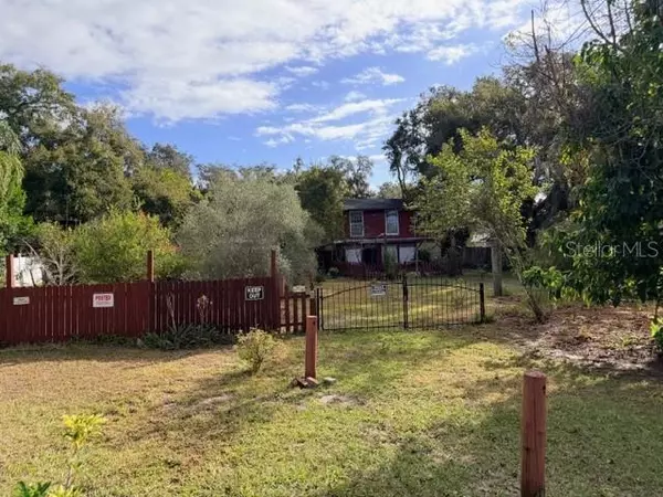 Winter Haven, FL 33881,334 EIGHTH ST NE