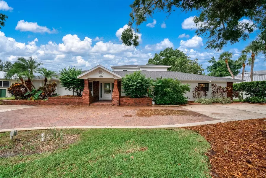 2551 LAKEVIEW DR, Sebring, FL 33870