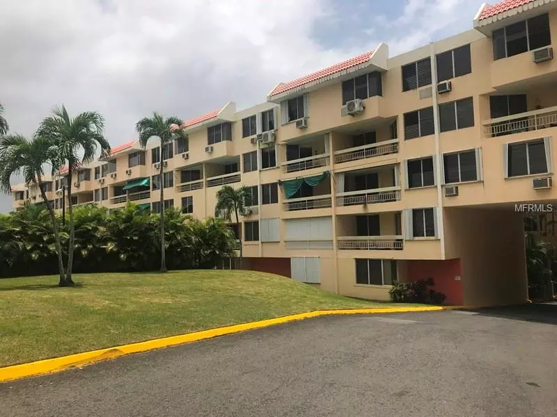 - JUAN BOURBON #209, Guaynabo, PR 00969