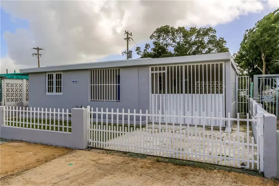 4 URB SIERRA LINDA #11, Bayamon, PR 00957