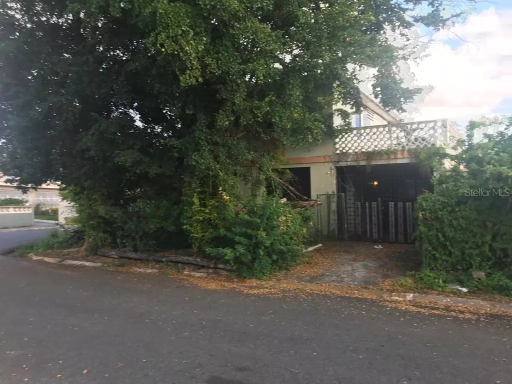 Toa Baja, PR 00949,K2797 Paseo Alba St LEVITTOWN DEV