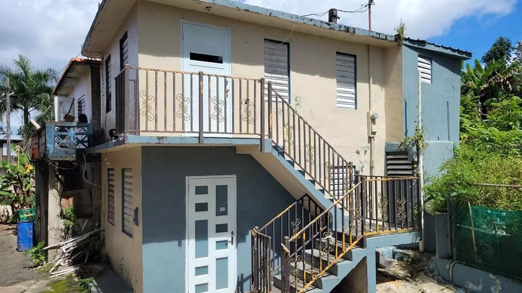 Caguas, PR 00725,Calle O BARRIADA MORALES #901