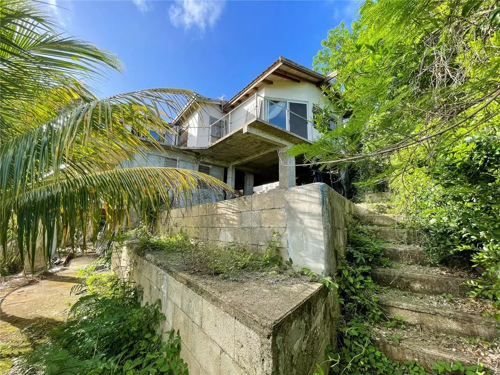 Vieques, PR 00765,305 SECTOR MONTE CARMELO