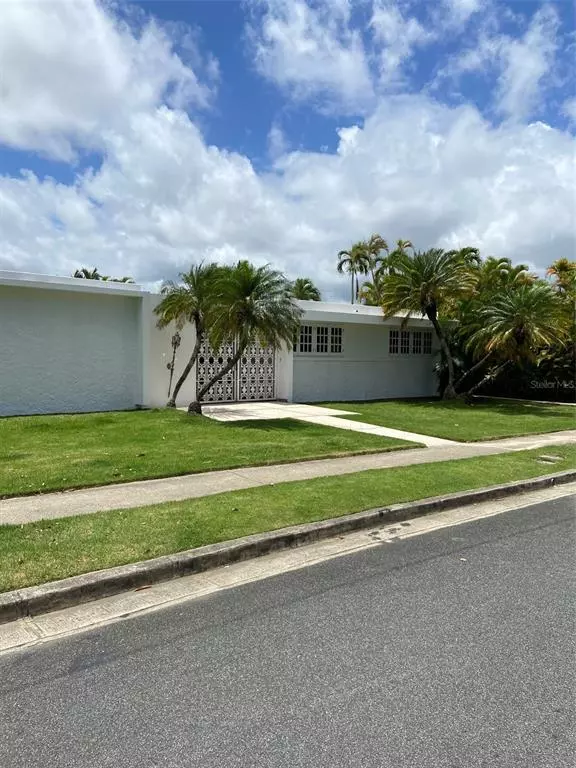 S-13 JARDÍN ST, Guaynabo, PR 00966