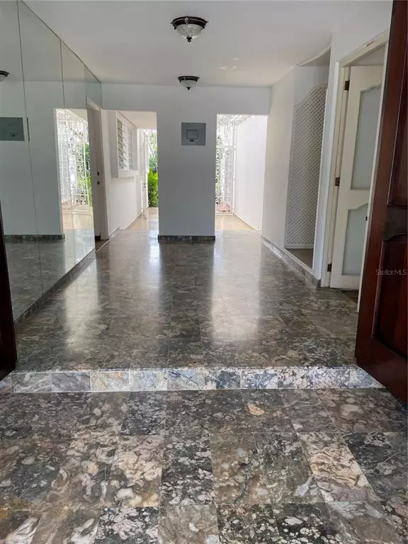 Guaynabo, PR 00966,S-13 JARDÍN ST