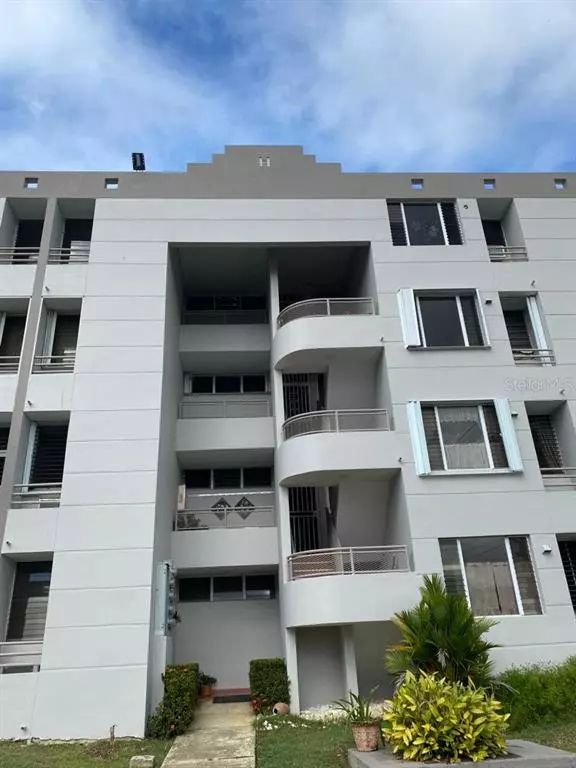 Edificio A APARTAMENTO H401 TURABO CLUSTERS, Caguas, PR 00725