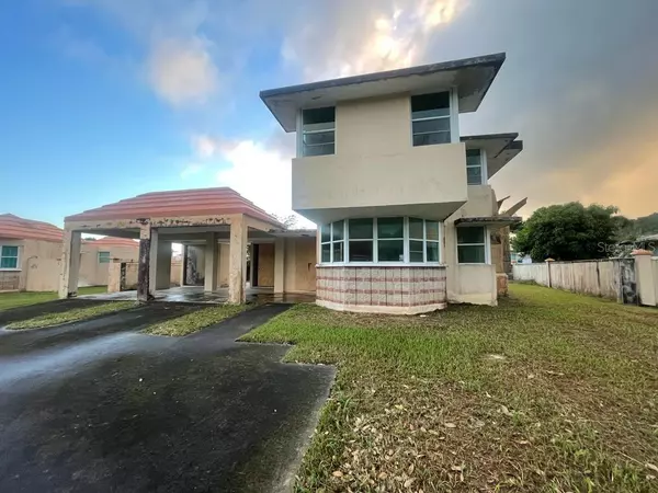 6F CASA BELLA, Naguabo, PR 00718