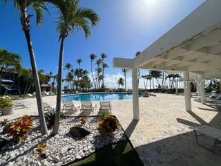 180 candelero drive E CRESCENT COVE 4 E #4, Humacao, PR 00792