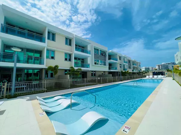 AVE LOS GOBERNADORES CONDOMINIUM SOLEMARE #331, Carolina, PR 00985