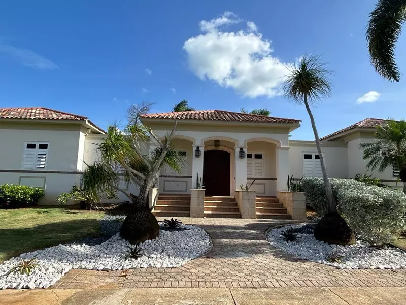 3 CALLE 3 #C12, Vega Alta, PR 00692