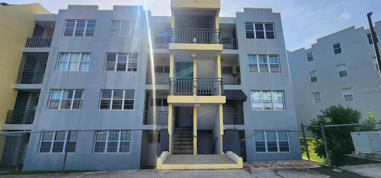PR 945 #202,  Carolina,  PR 00987