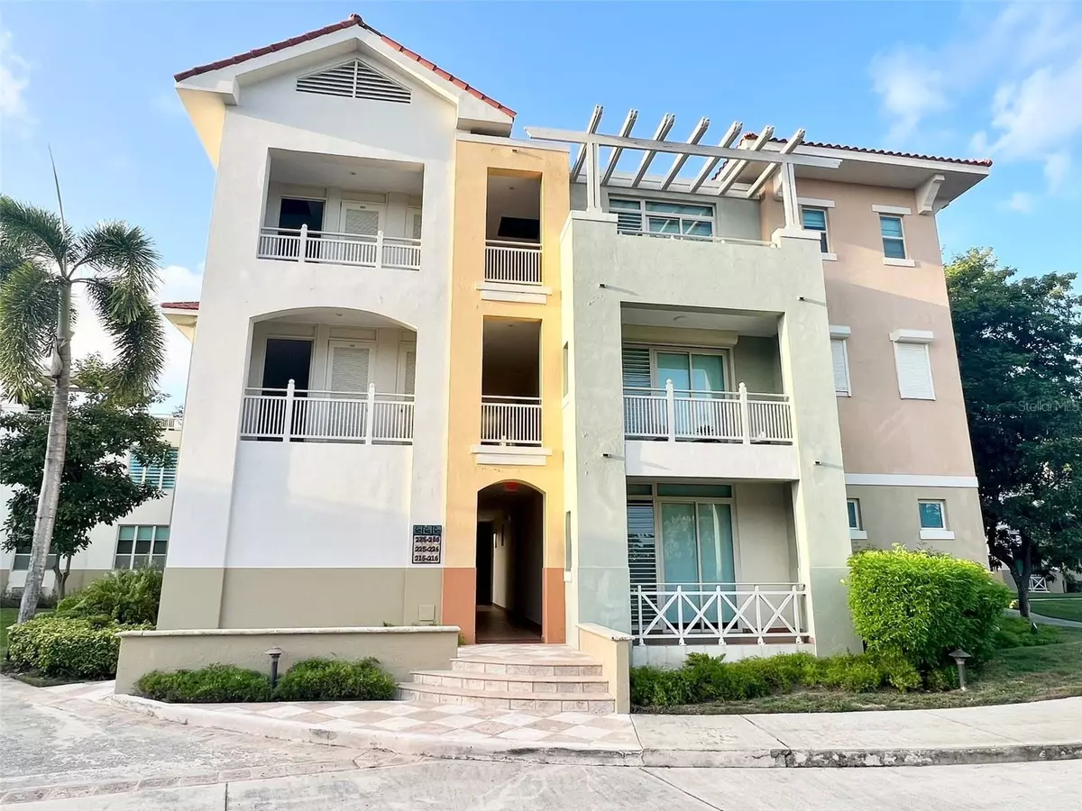 Humacao, PR 00791,75 OCEAN DRIVE #216