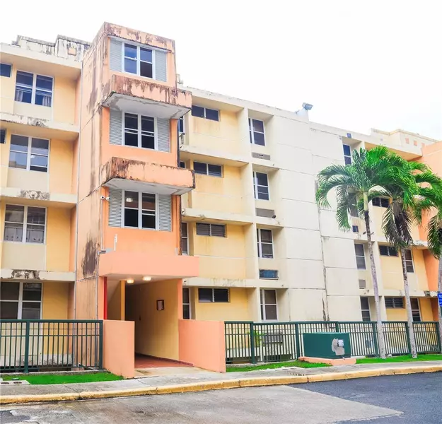 104 Apartamento CONDOMINIO MONTESOL #1, Guaynabo, PR 00969