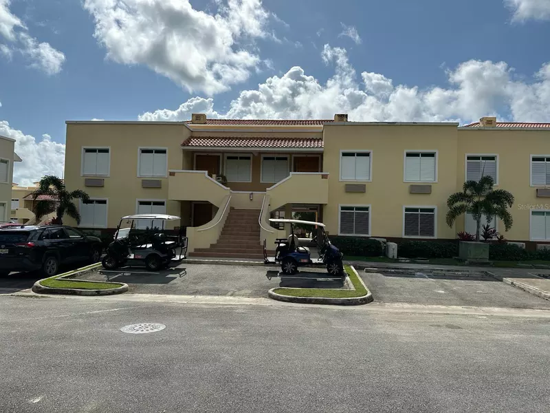 180 Palmas Drive HARBOUR LAKES 3304 #33 D, Humacao, PR 00791