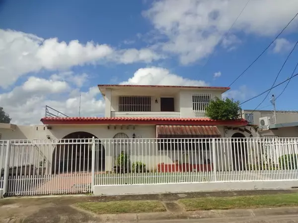 L-14  7 VILLA REAL, Vega Baja, PR 00693
