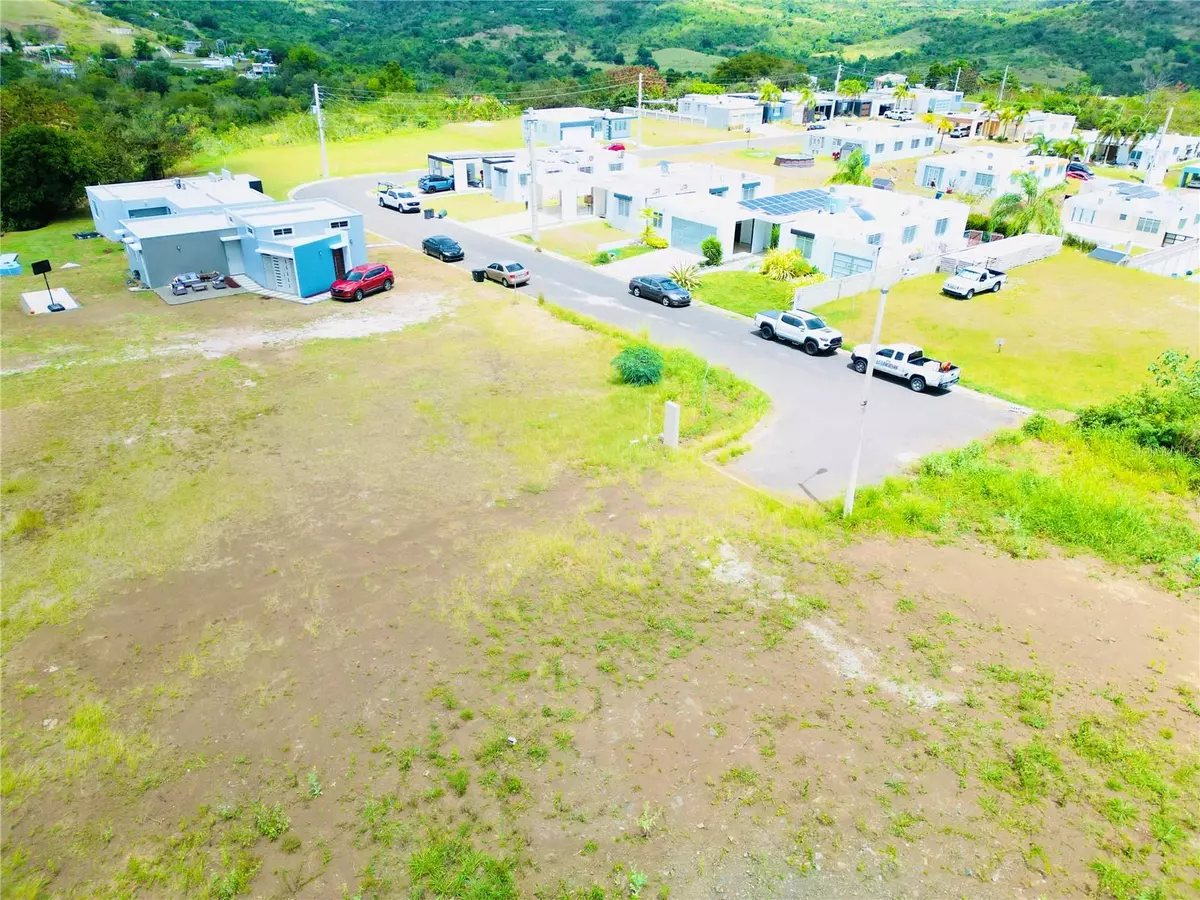 Coamo, PR 00769,URB. MONTANA GARDENS ##15