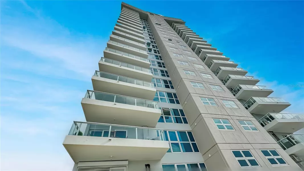 48 MUÑOZ RIVERA AVENUE, AQUABLUE CONDO #1101, San Juan, PR 00918