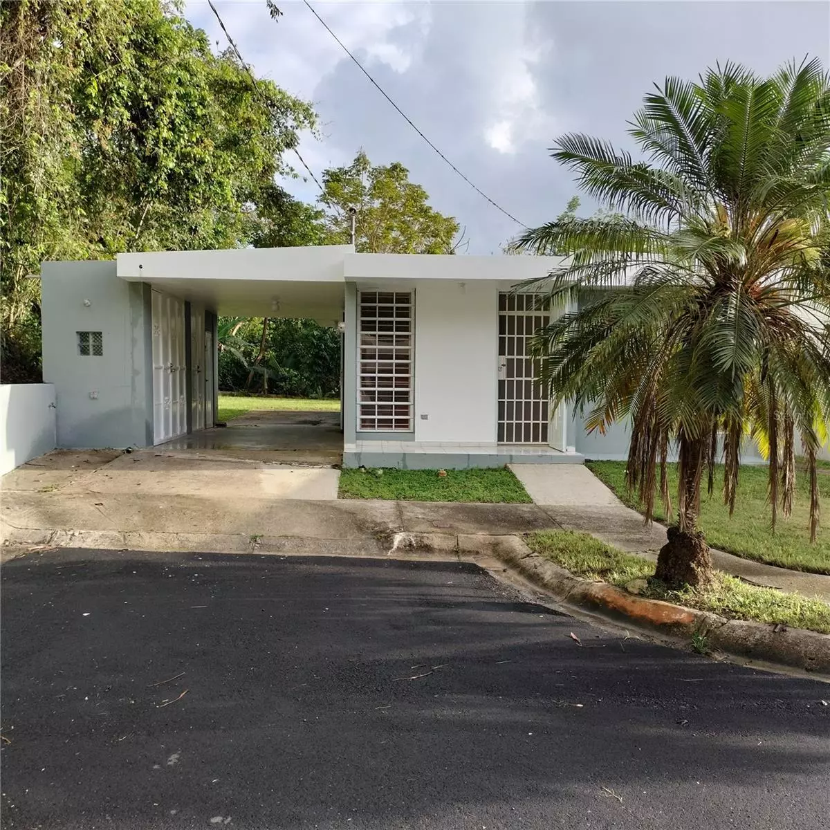 Las Piedras, PR 00771,Colinas de San Agustin CALLE SAN ANDRES M4