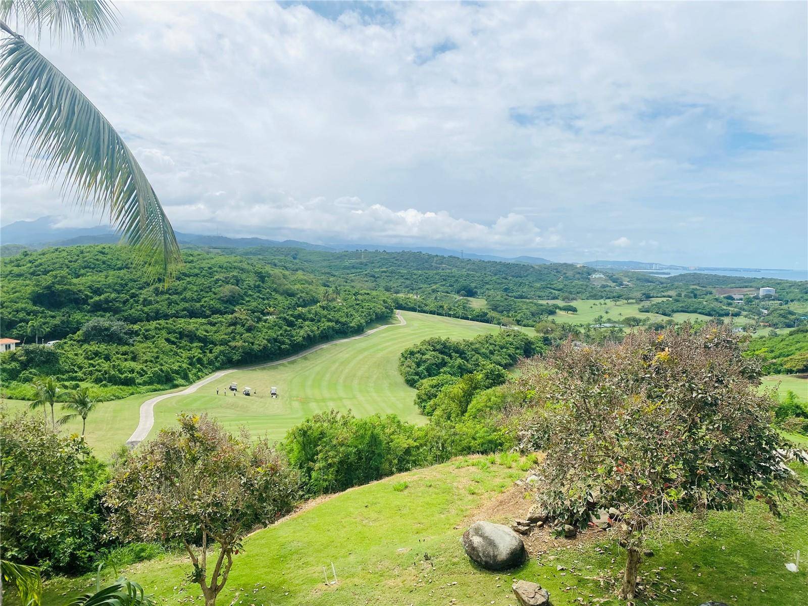 Fajardo, PR 00738,LAS CASITAS VILLAGE 1 1 AVE CONQUISTADOR #5393