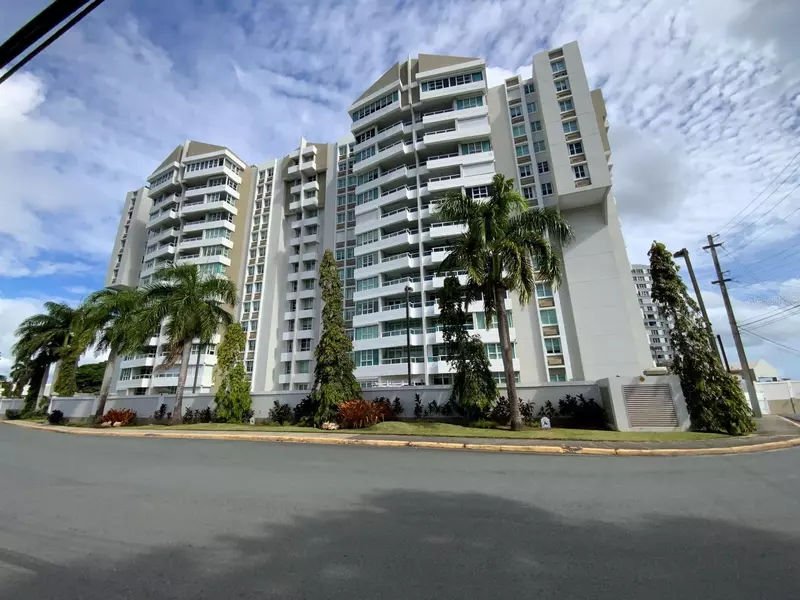 . COND PLAZA DE PRADO #B203, Guaynabo, PR 00969