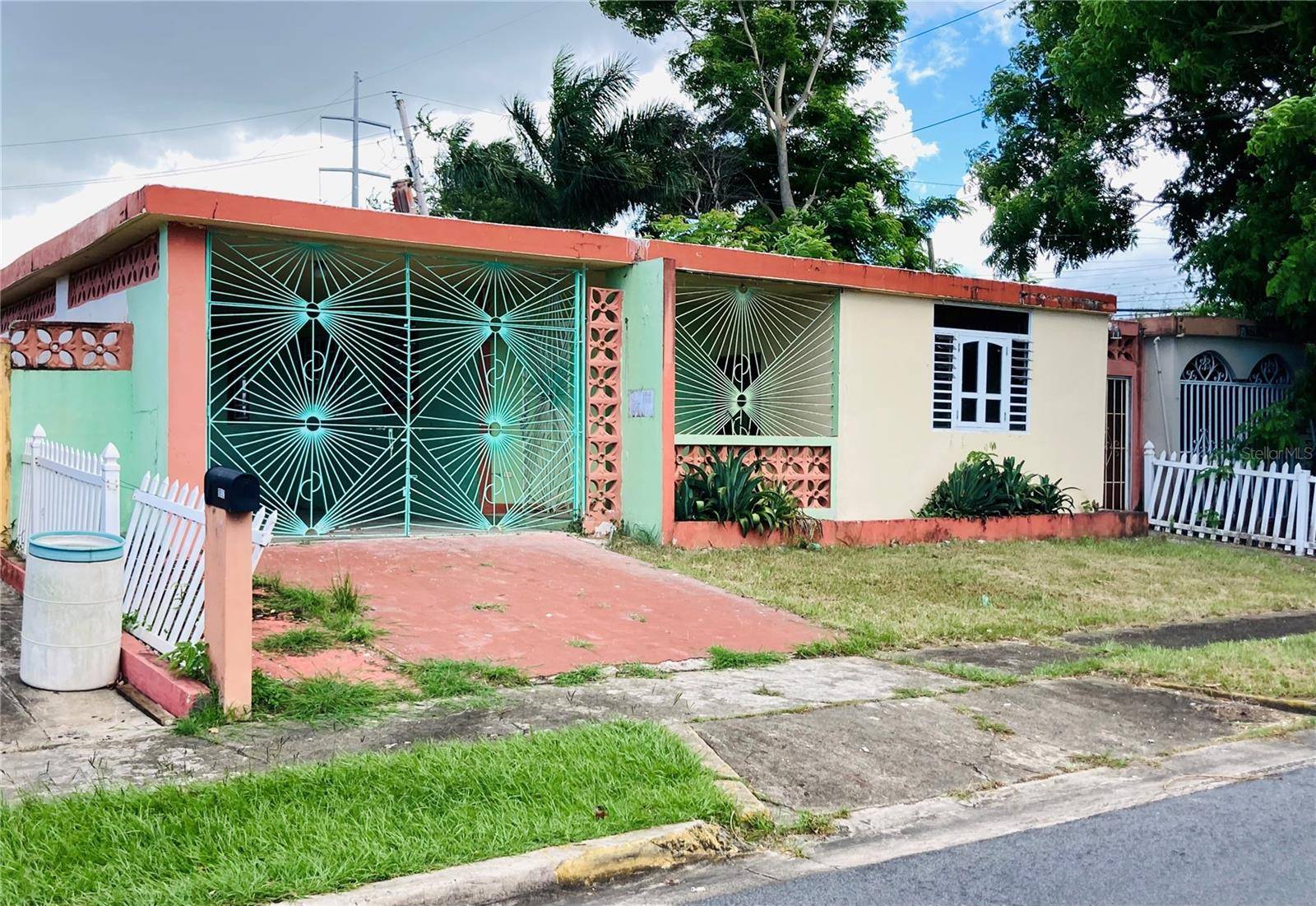501-829648 COUNTRY CLUB C/ANTONIO LUCIANO #1152, San Juan, PR 00924
