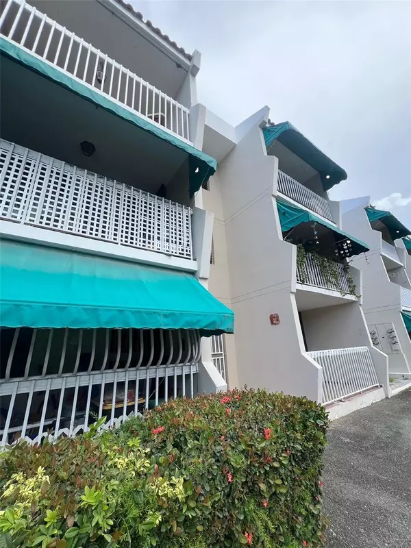 CXJJ+2VJ AVENIDA LAGUNA #A-31, Carolina, PR 00979