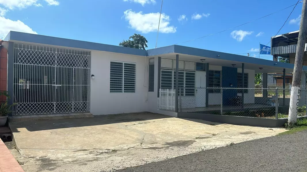 Carr 2 CALLE MANUEL ALMEYDA, Aguadilla, PR 00603