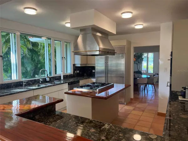 Dorado, PR 00646,3 GREENS VILLAS DRIVE