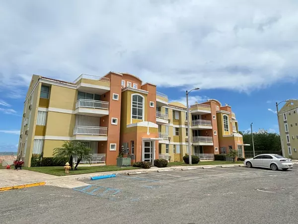 Loiza, PR 00772,J300 VILLAS DEL MAR BEACH RESORT BURGS