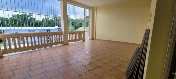 Trujillo Alto, PR 00976,PR-199 LAS CUEVAS WARD CALLE JUAN BORIA #344