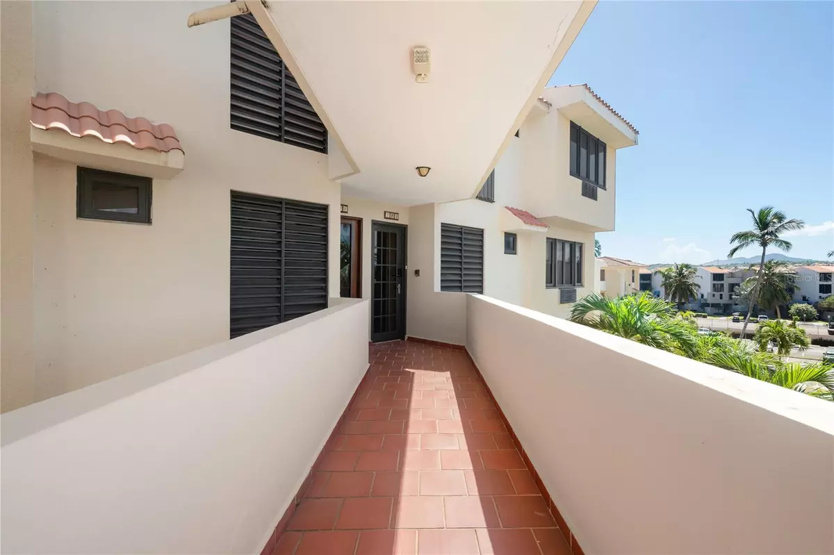 Humacao, PR 00791,190 CRESCENT BEACH BCH SE #186