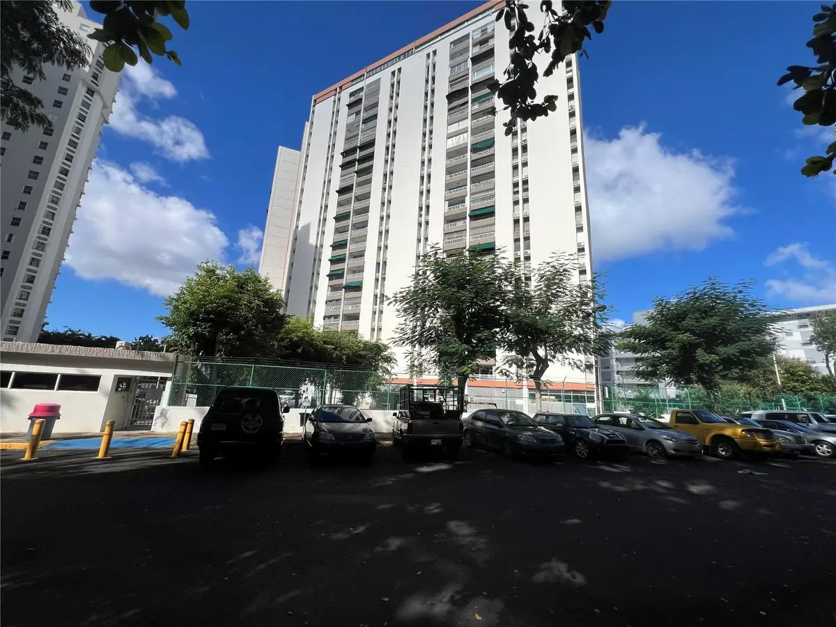 San Juan, PR 00918,650 SERGIO CUEVAS ST., SEGOVIA COND., #APT. 1013