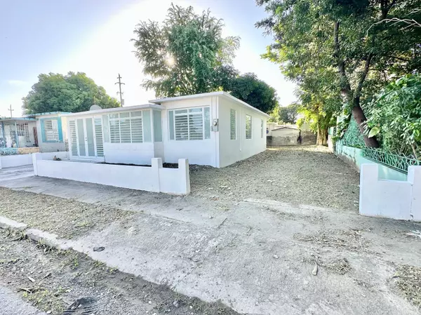 #8250 MARTIN CORCHADO, Ponce, PR 00717