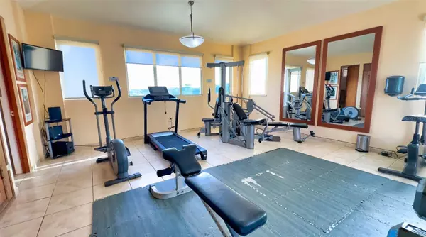 Humacao, PR 00791,285 PALMANOVA INN RD #9-102